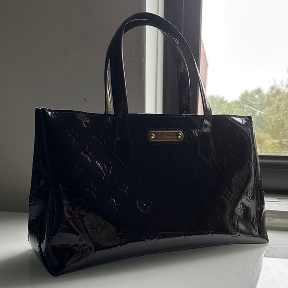 Louis Vuitton Monogram Vernis Wilshire PM Tote Bag in Dark Cherry Red (Amarante) - Picture 1 of 7